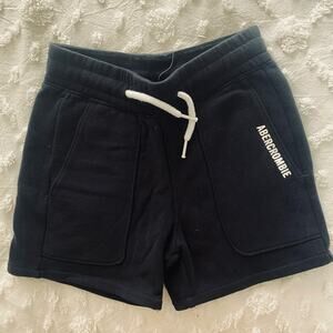 NWOT Abercrombie Kids Boys Size 5/6 Sweat Shorts Logo Spellout Black Fleece